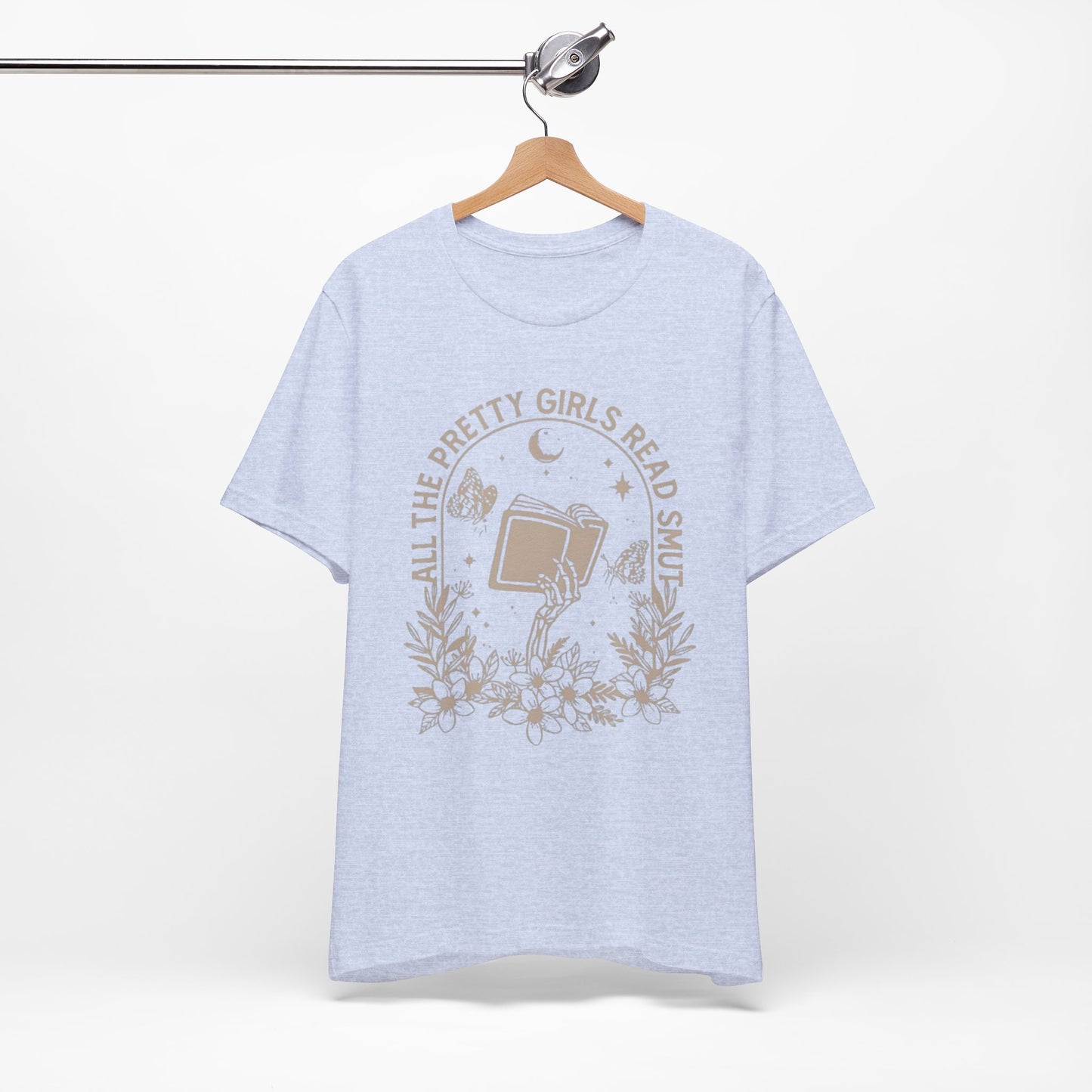 Pretty Girls Read Smut - Short Sleeve Tee